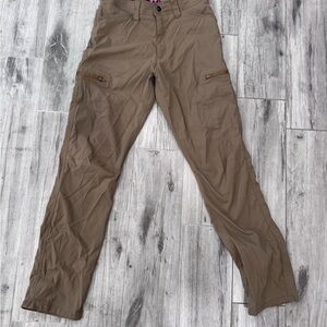 Wrangler Men's Brown Cargo Pants with Zip Pockets